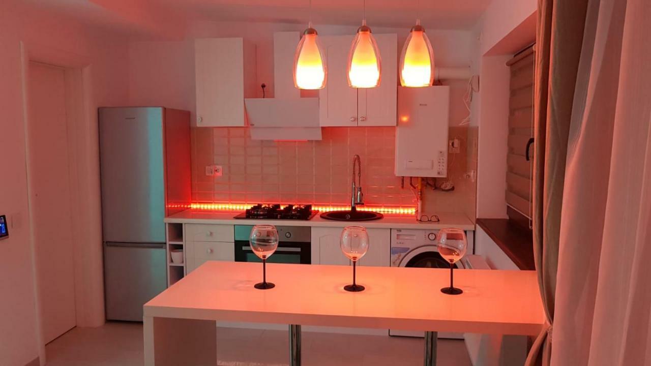 Smart Home Lux Iasi Exterior photo